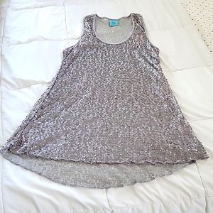 Womens size LG razorback tappered silver sequence tank top.